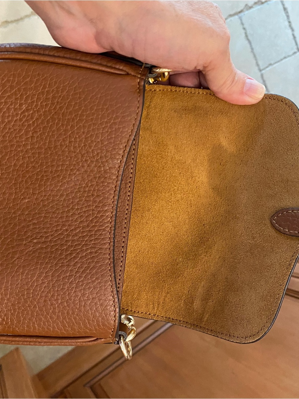 Coach Pebbled Leather Crossbody in Camel Brown with Gold Hardware - Picture 4 of 7